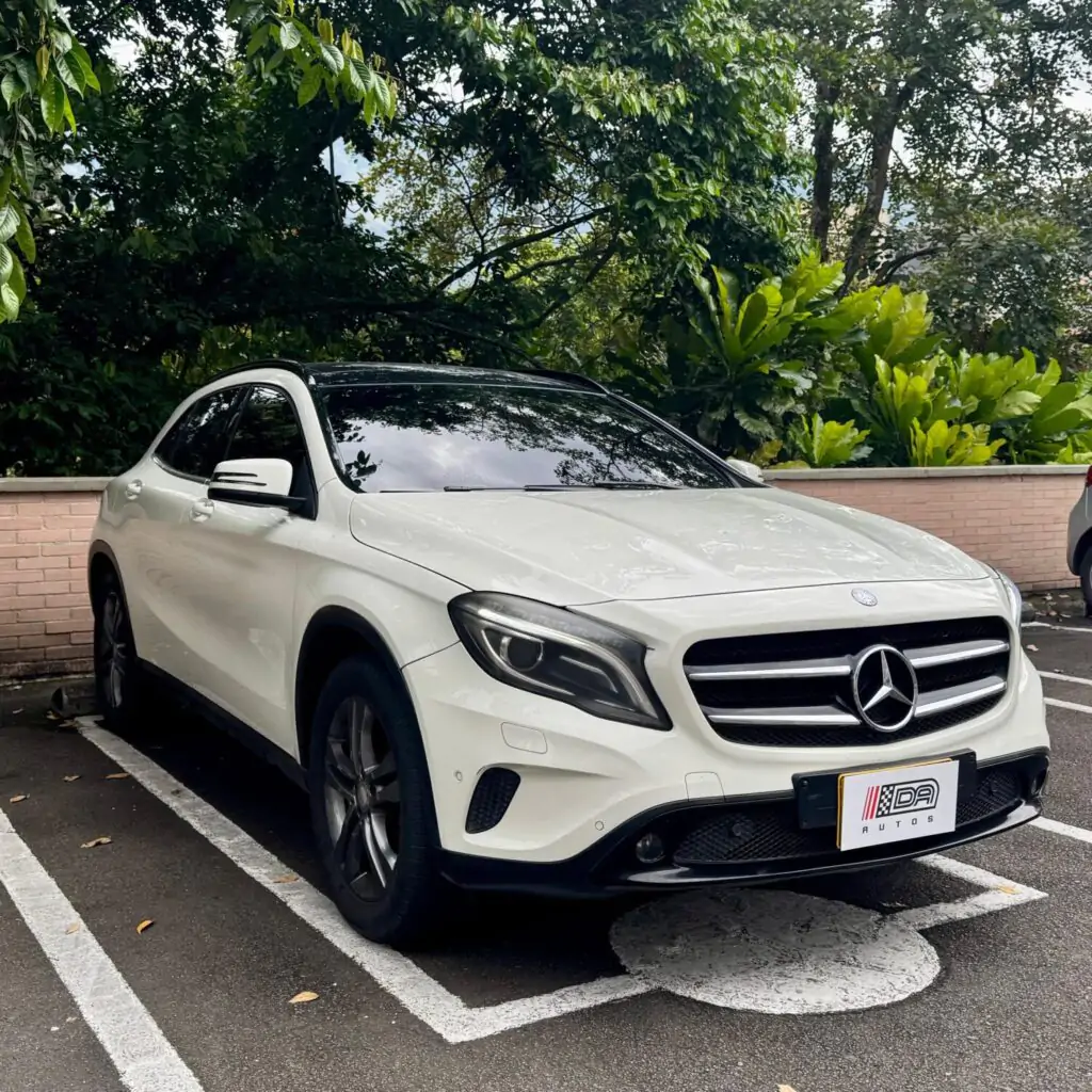 Mercedes Benz Clase GLA 200 2016