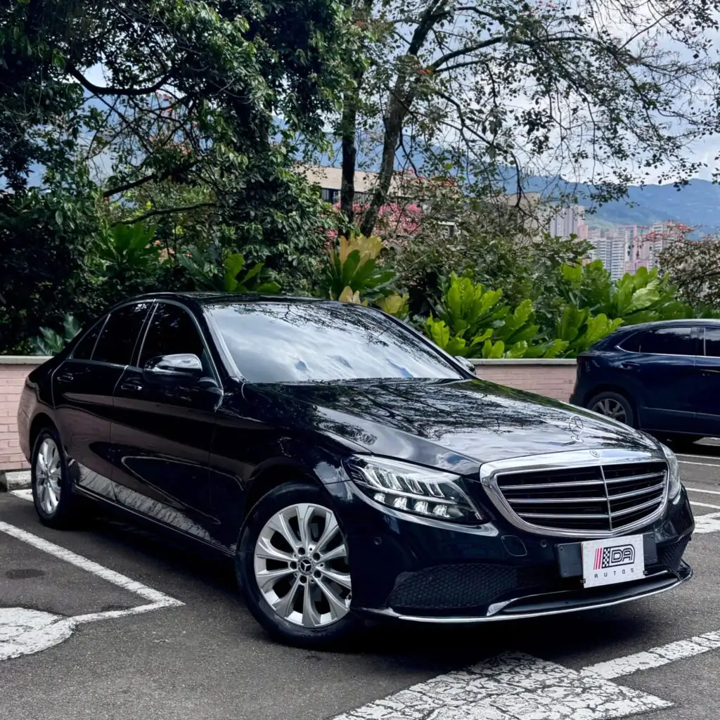 Mercedes-Benz C200 Exclusive 2021